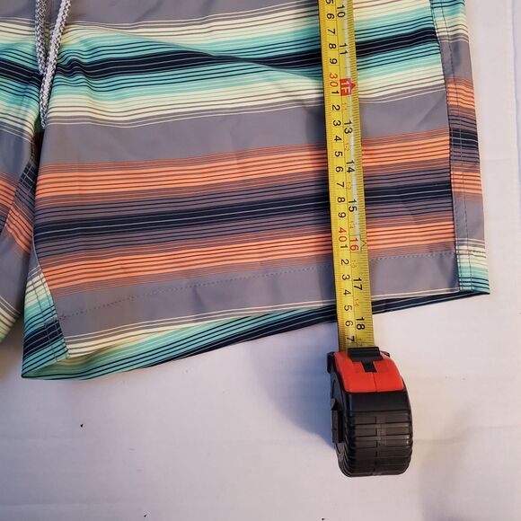 New with tag Rainforest signature quick-dry swim trunks msrp $69 - Picture 4 of 10